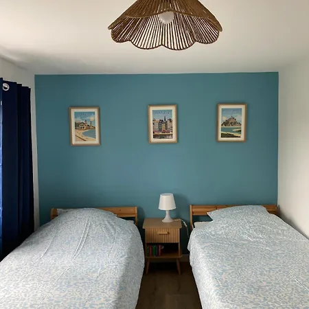 Holiday home Maison Cosy A Aure Sur *